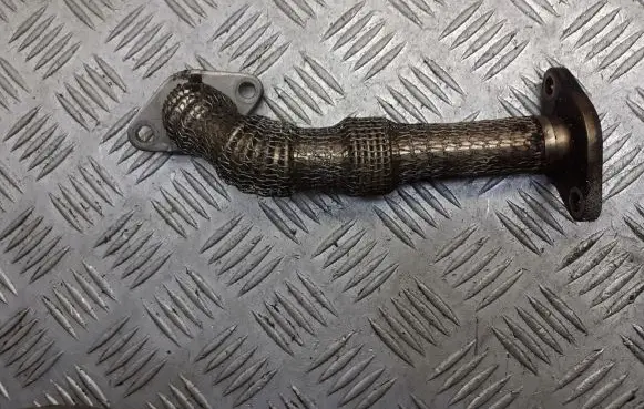 Audi A4 S4 B5 8D EGR valve line/pipe/hose BRAK