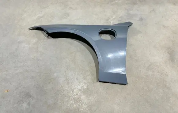 Volvo S90, V90 Fender