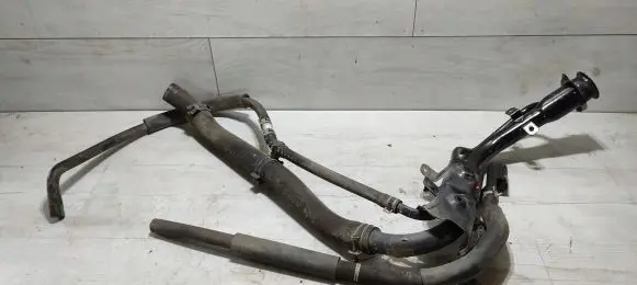 Fuel tank filler neck pipe