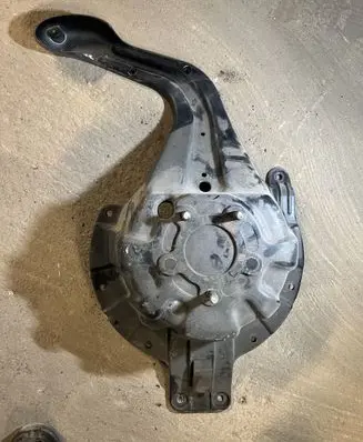 Land Rover Freelander Spare wheel mounting bracket BHU490010 030469