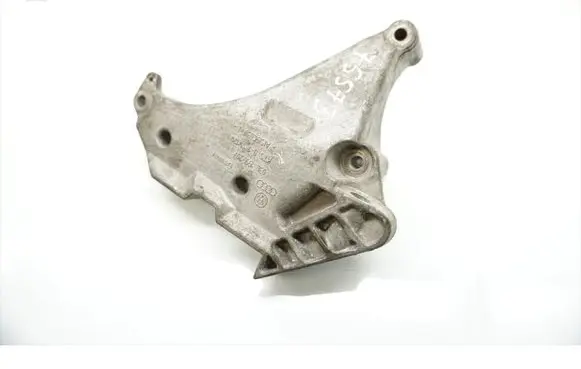 Skoda Octavia Mk2 (1Z) Engine mounting bracket 03L199207