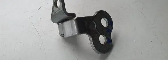 Ford Focus Front door lower hinge 
