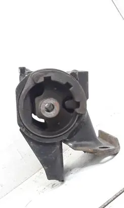 Mazda 6 Engine mount bracket