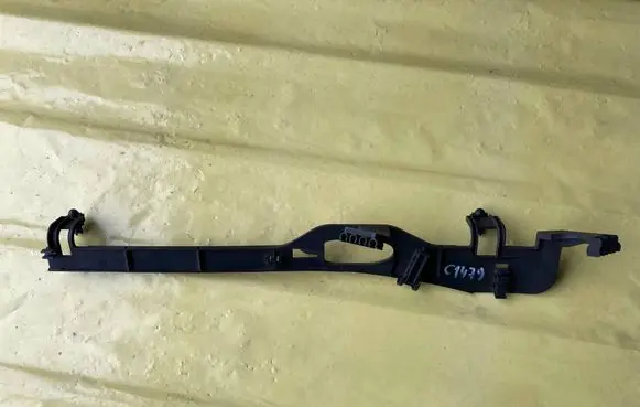Mercedes-Benz C W203 ABS pump bracket A2035460180