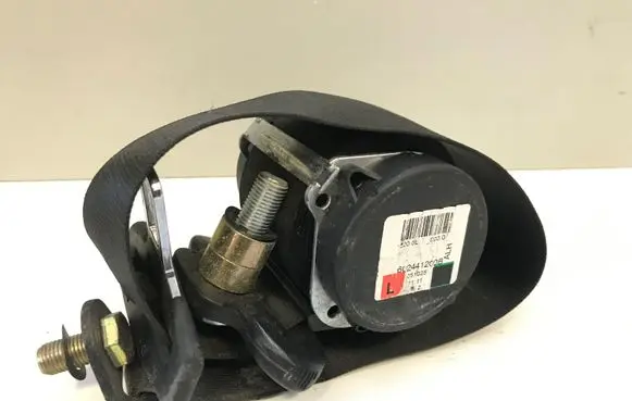 Mitsubishi Colt Rear seatbelt 602441200B MN108299XA 601780800