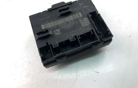 Volkswagen Golf VII Other control units/modules 5Q0959393D