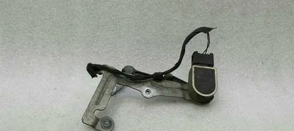 Rear air suspension level height sensor