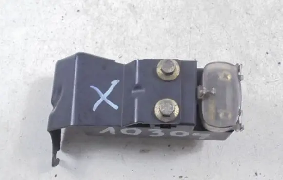 Volkswagen PASSAT B4 Fan control module 357919506A