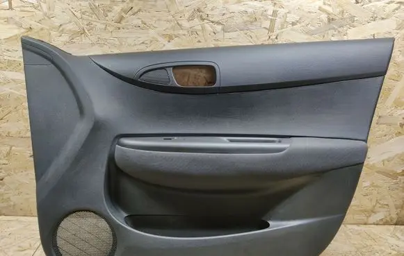 Hyundai i20 (PB PBT) Front door card panel trim 823201J010