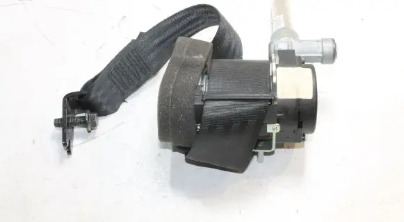 Volvo C30 Rear seatbelt 6061401