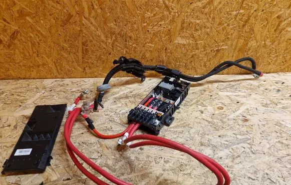 Positive wiring loom