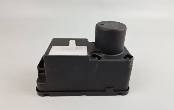 Volkswagen Golf III Central locking vacuum pump 1H0962257G