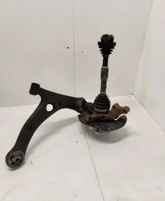 Toyota Corolla E120 E130 Front wheel hub