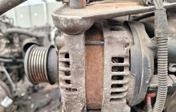 Chrysler Grand Voyager IV Generator/alternator