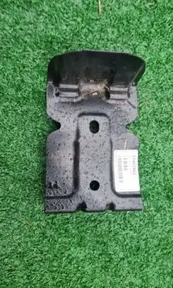 Volvo XC60 Fender mounting bracket ACW4724