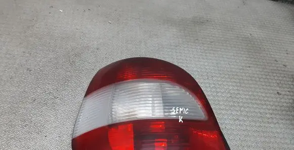 Rear/tail lights