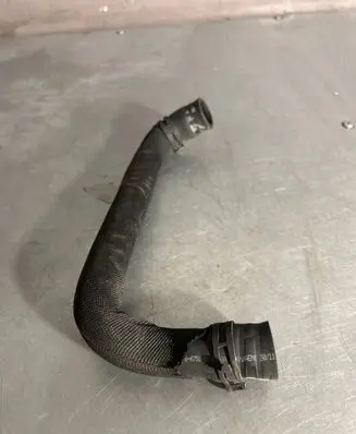 Ford Kuga II Engine coolant pipe/hose DS7G6758BD