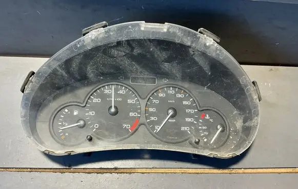 Peugeot 206 Speedometer (instrument cluster) 9651740180 000500005 ZL31VC34