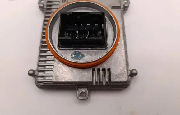 Volkswagen PASSAT B8 LED ballast control module 992941572AE 10101500092