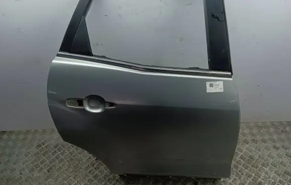 Mazda CX-7 Rear door