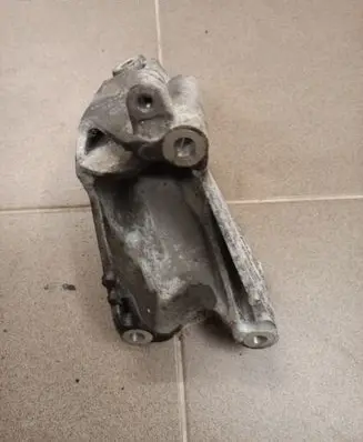 Volkswagen Crafter Engine mounting bracket 03L199307A