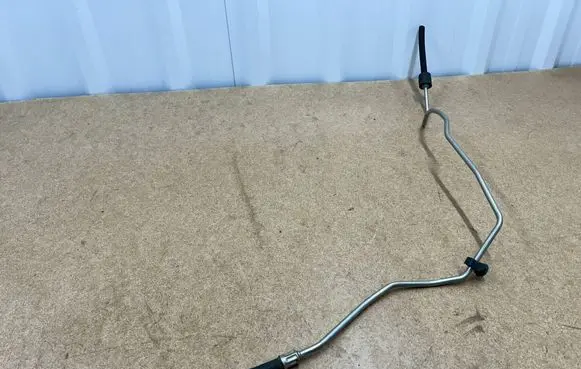 BMW 3 E46 Fuel line pipe 13537548991 7548991