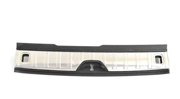 Trunk/boot sill cover protection