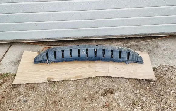Volvo V70 Front bumper support beam 30763392