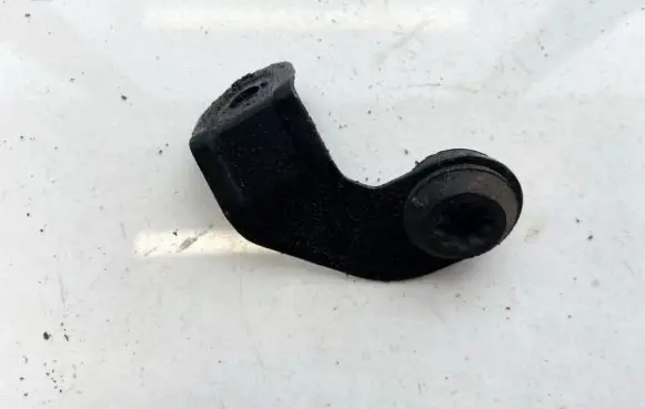 Renault Twingo II Radiator mount bracket 8200652916