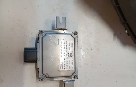 Volvo XC60 Fuel injection pump control unit/module 6G9N9D372AC