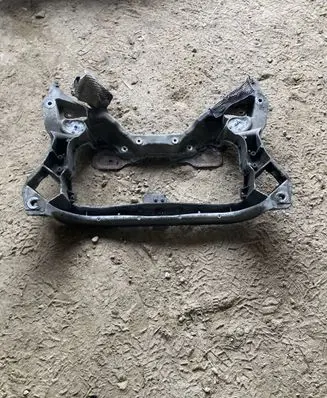 Mercedes-Benz C W203 Front subframe 2036280657 A2036280657
