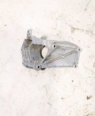 Volvo V60 Gearbox mounting bracket 31370633