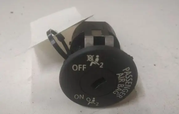BMW 1 E81 E87 Passenger airbag on/off switch 697464301 5495140