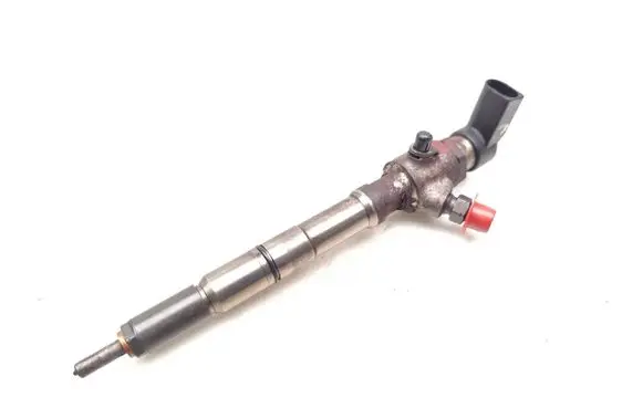 Volkswagen Golf VI Fuel injector 03L130277B