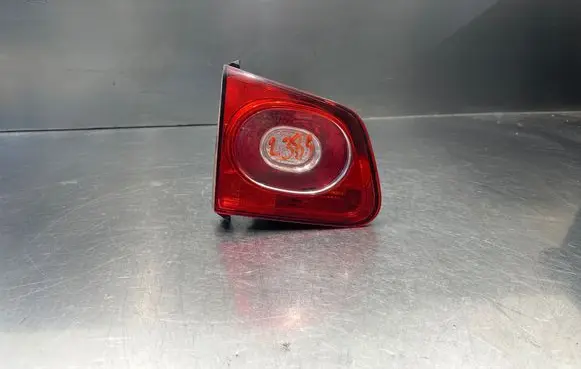 Volkswagen Tiguan Tailgate rear/tail lights 5N0945093B 143850 009692013569