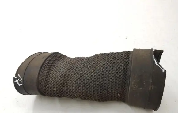 Maserati Quattroporte Air intake hose/pipe