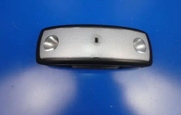 Volvo V60 Rear seat light 31419000 10R030608 4M5422VH00005H