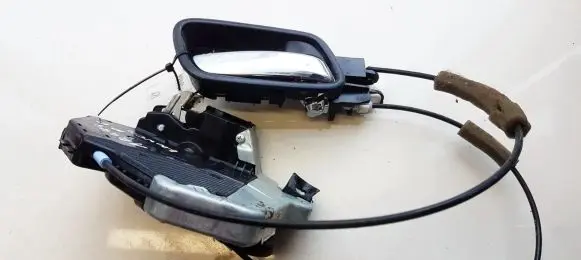Honda CR-V Front door lock PBTASAGF20