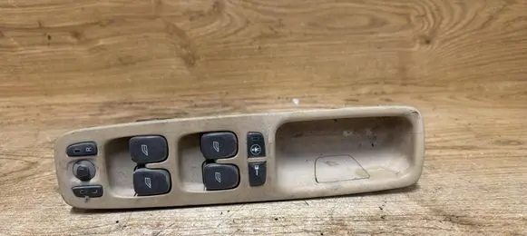 Volvo V70 Electric window control switch 9452959