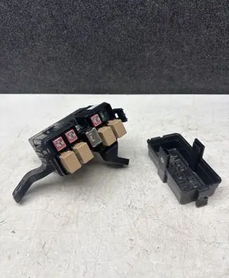 KIA Sorento Fuse box set 919412W120 912402P031