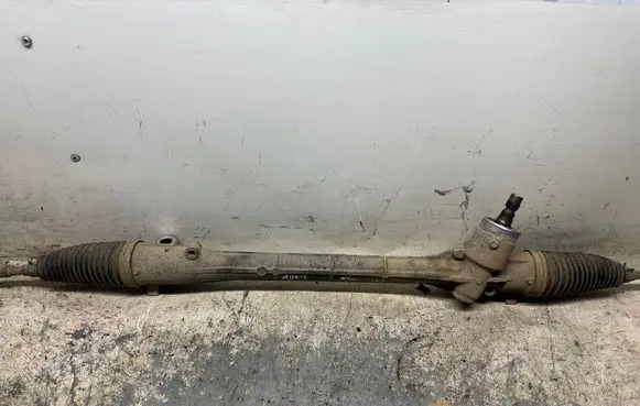 Toyota Auris 150 Steering rack