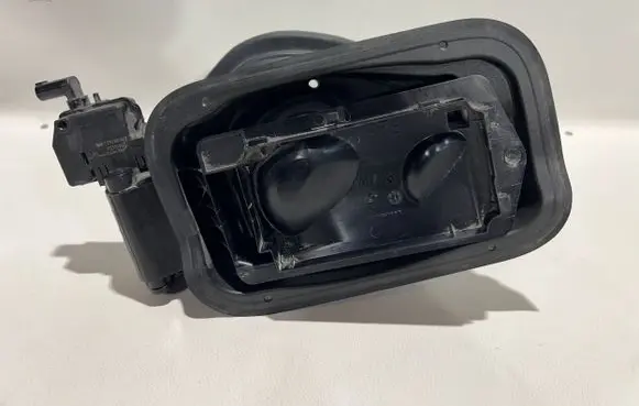 BMW 2 F22 F23 Fuel tank cap trim 7312474