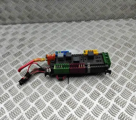 Mercedes-Benz GLE (W166 - C292) Fuse module A1669061202