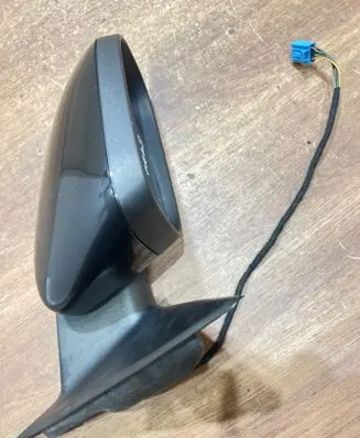 Volvo V50 Front door electric wing mirror P1006