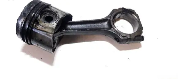 Volvo S40, V40 Piston with connecting rod