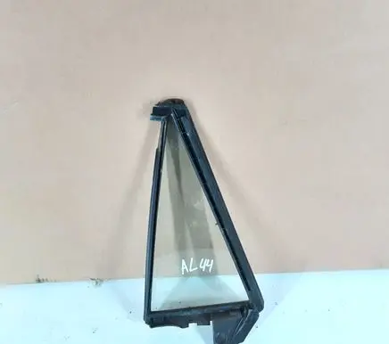 Rear vent window glass