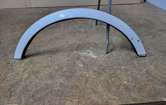 Ford Kuga II Front arch trim 52549444235