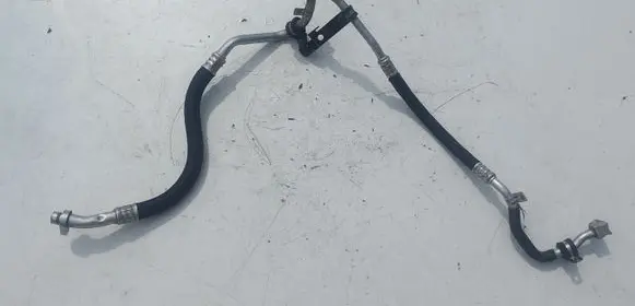 Maserati Levante Air conditioning (A/C) pipe/hose 670104909 670104810
