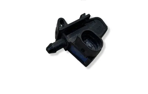Audi A4 S4 B5 8D Windshield washer spray nozzle 8D0955988A