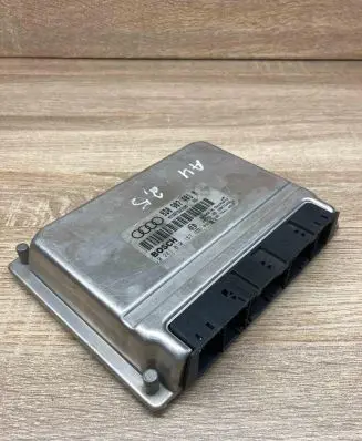 Audi A4 S4 B5 8D Engine control unit/module ECU 8D0907401N 0281010157